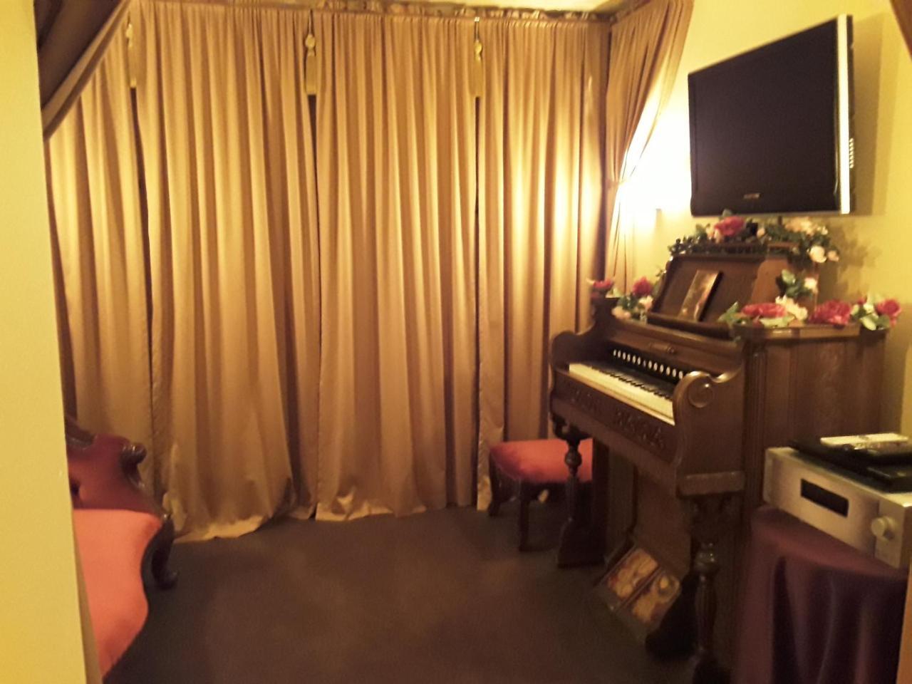 Bed and Breakfast Lions Gate Manor Lava Hot Springs Exterior foto